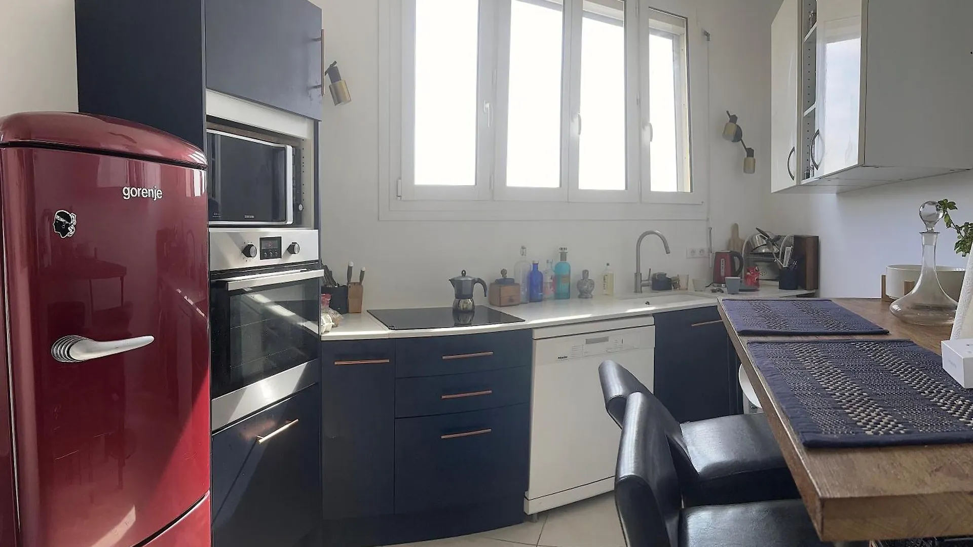 Homestay Rue La Fayette Apartment Paris